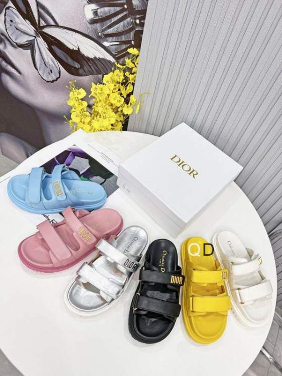 Picture of Dior Shoes _SKUDiorsz35-426CGDT09073348